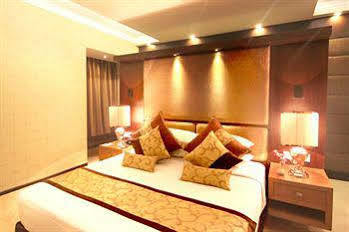 The Atria Bangalore Exterior photo